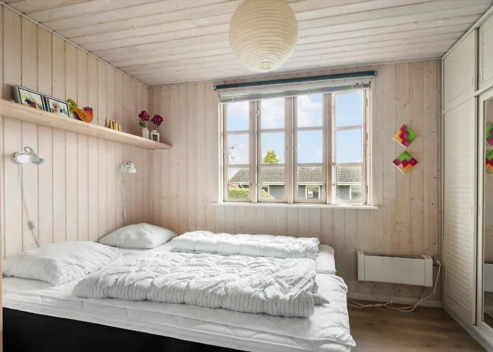 Sj275-hejls-laerkevej-1 Holiday home *